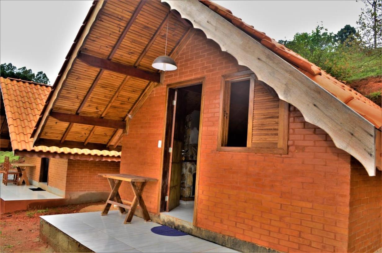 Chales Fazenda Cantinho Do Selado Monte Verde  Bagian luar foto